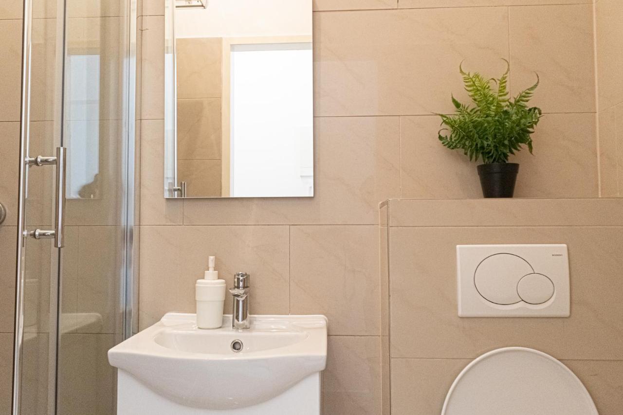 Peaceful 1Br Apt. Near Metro Station Langenfeldg. Διαμέρισμα Βιέννη Εξωτερικό φωτογραφία